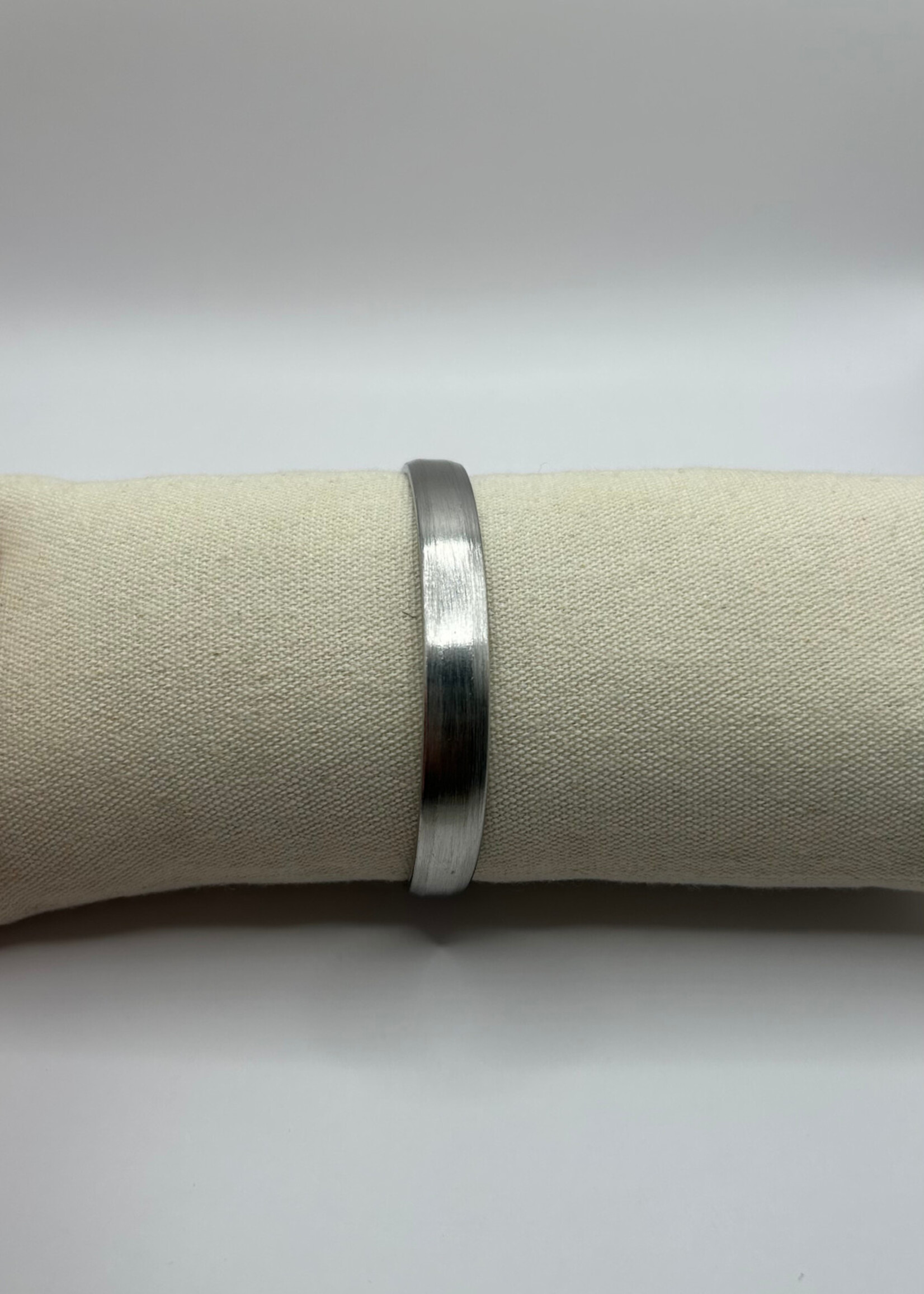 Flo Boutique Bangle Chique and Simple