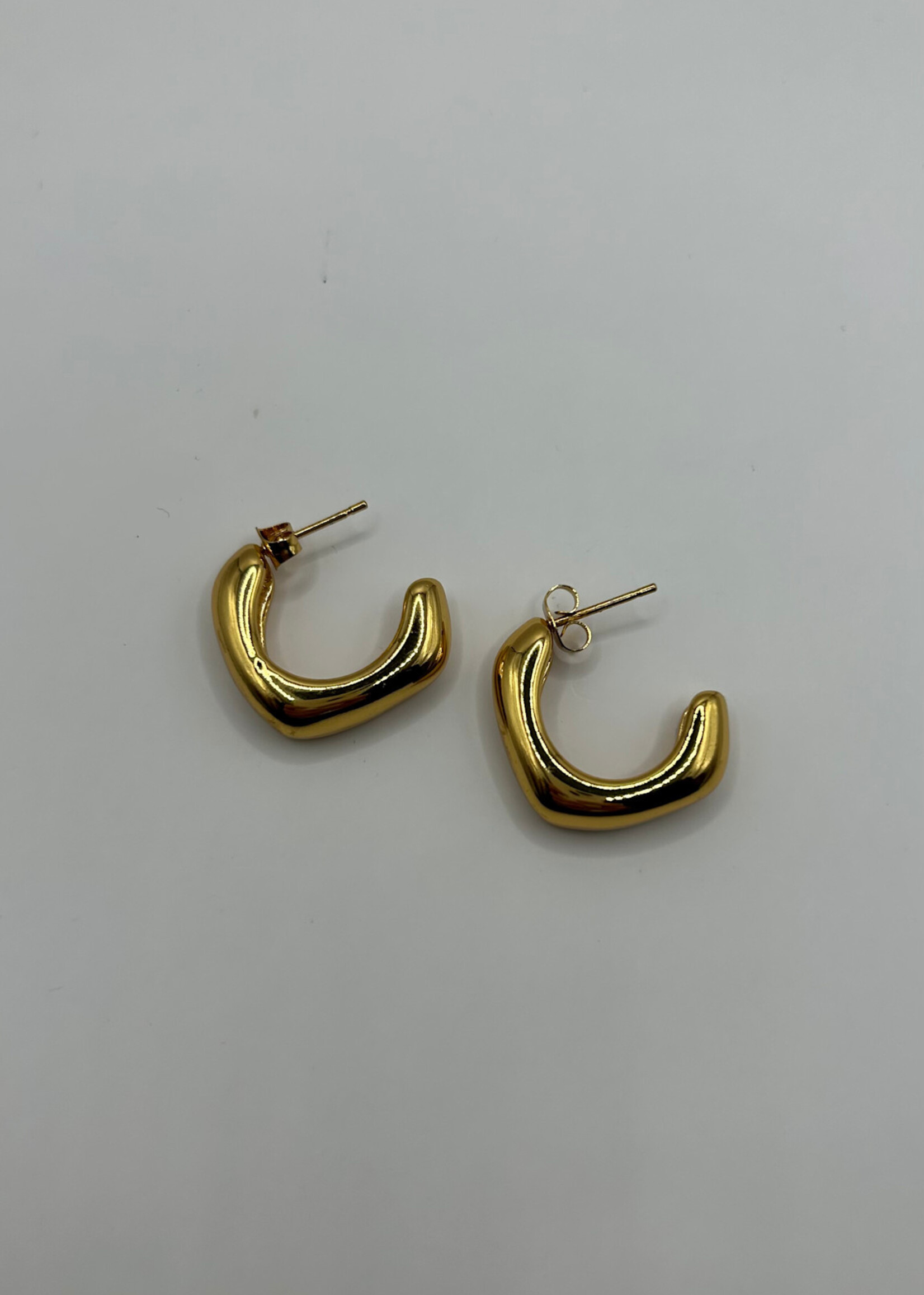 Flo Boutique Squared Hoops S