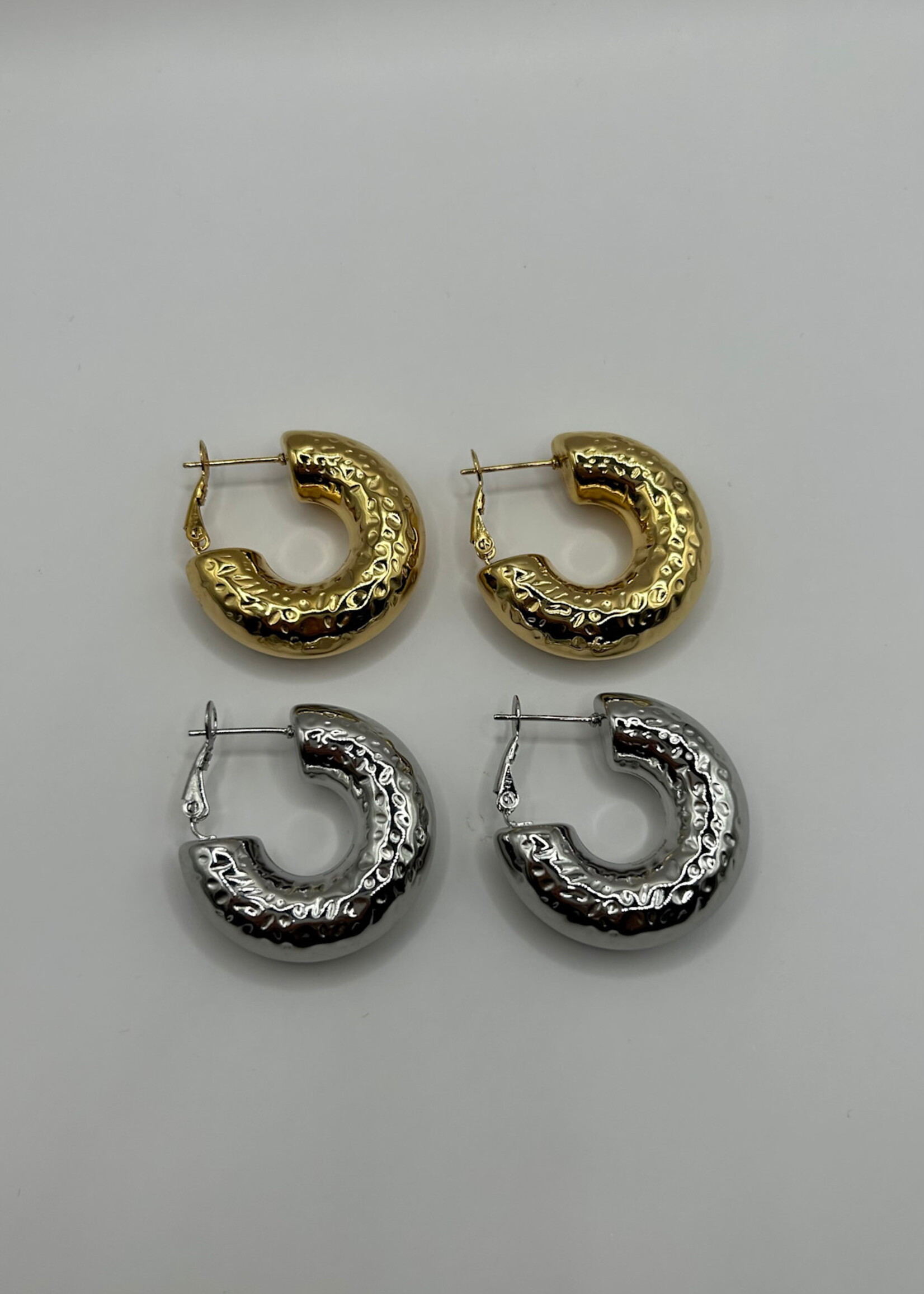 Flo Boutique Hammered Hoops