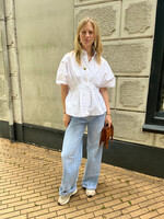 Flo Boutique Getailleerde Blouse Maartje White