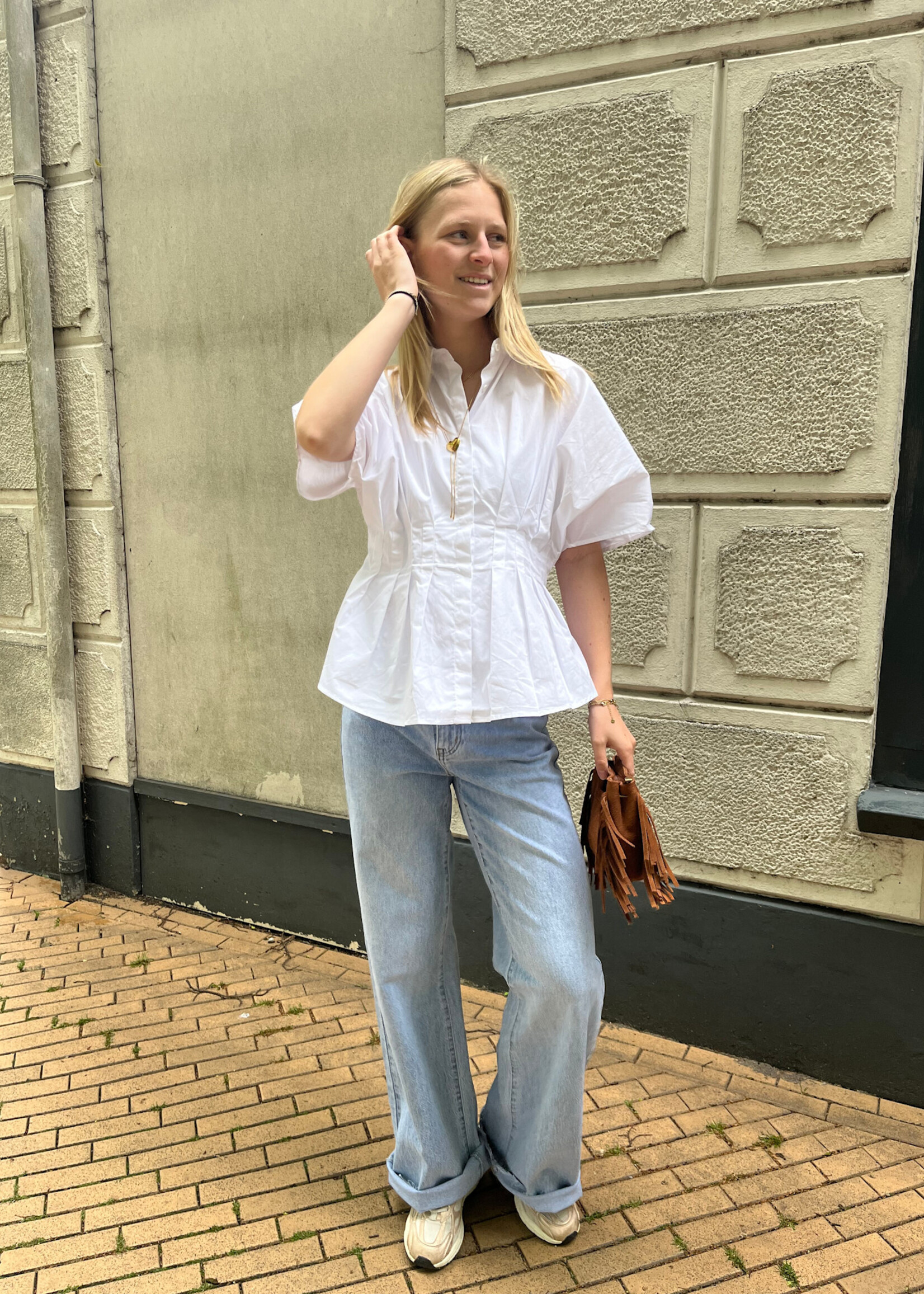 Flo Boutique Getailleerde Blouse Maartje White