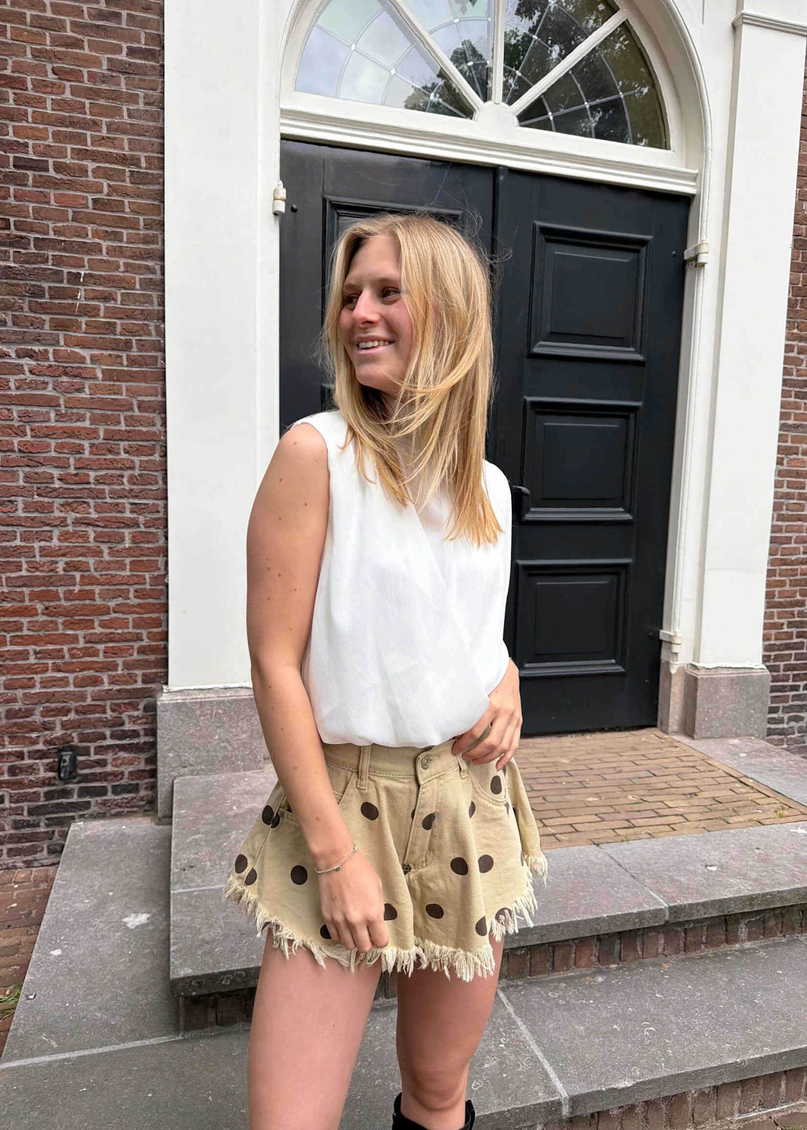 Flo Boutique Denim Short Stevie Dots Taupe