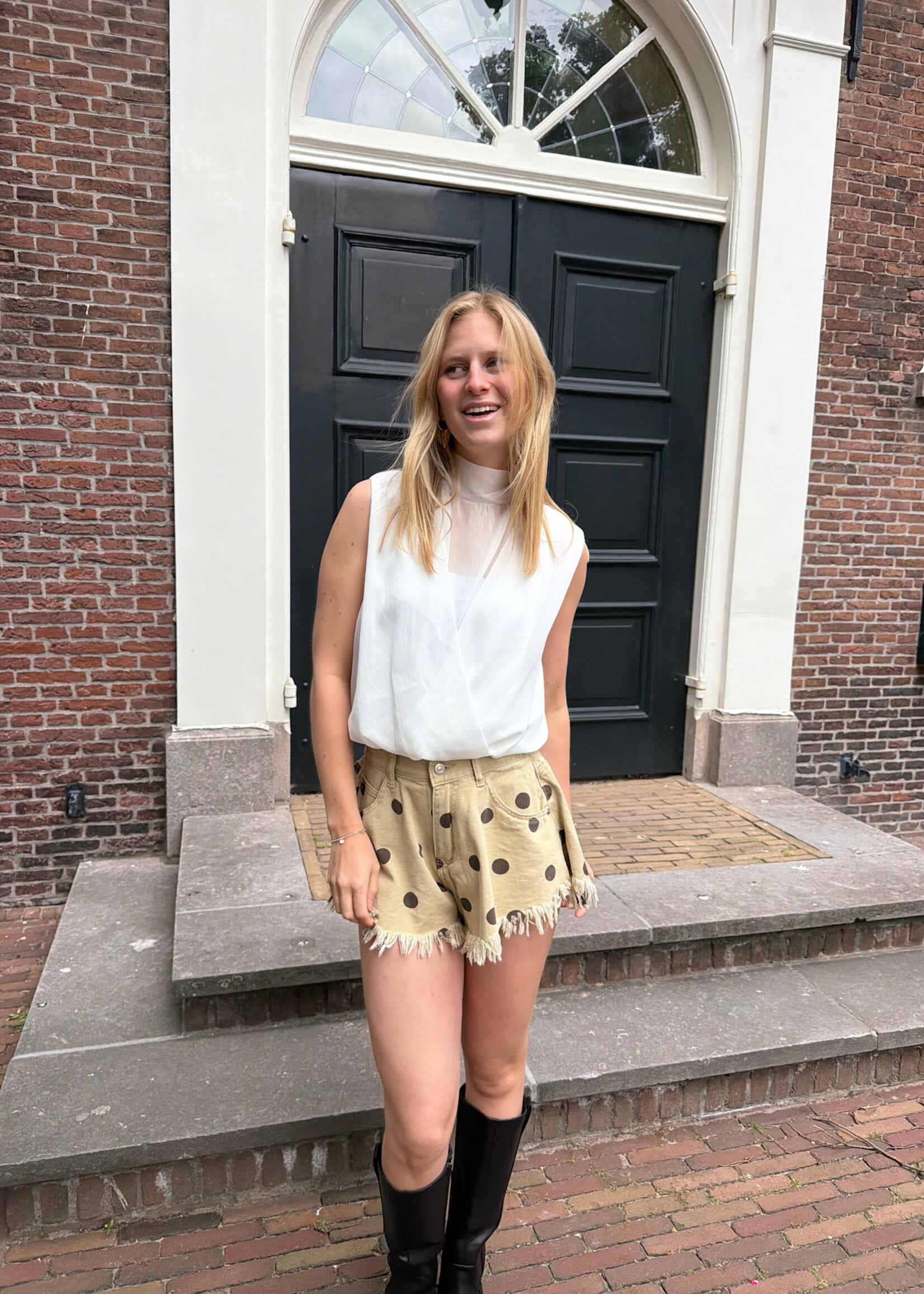 Flo Boutique Denim Short Stevie Dots Taupe