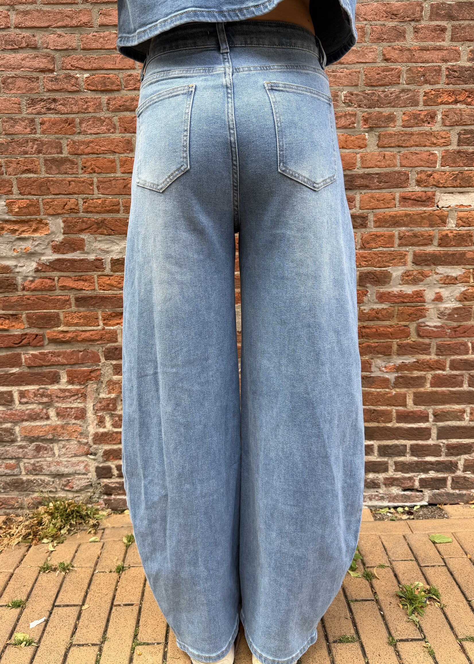 Flo Boutique Balloon Jeans Milo Buttons