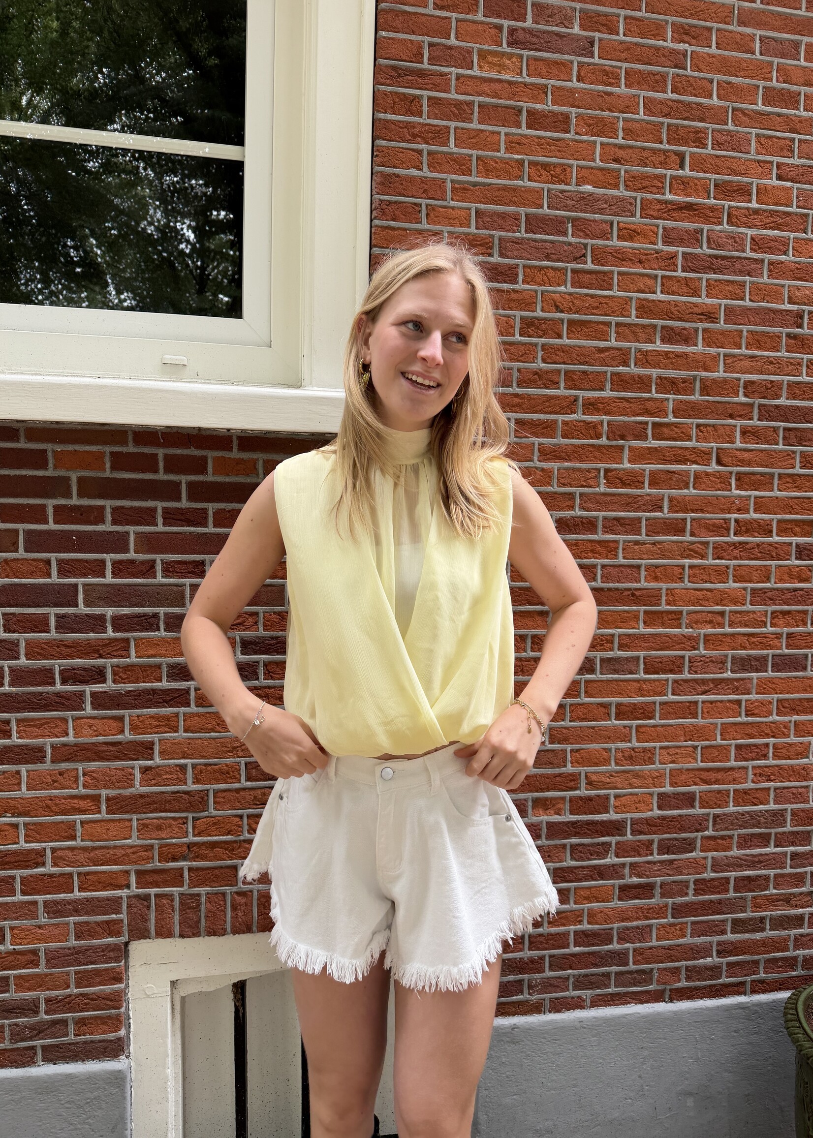 Flo Boutique Top June Yellow