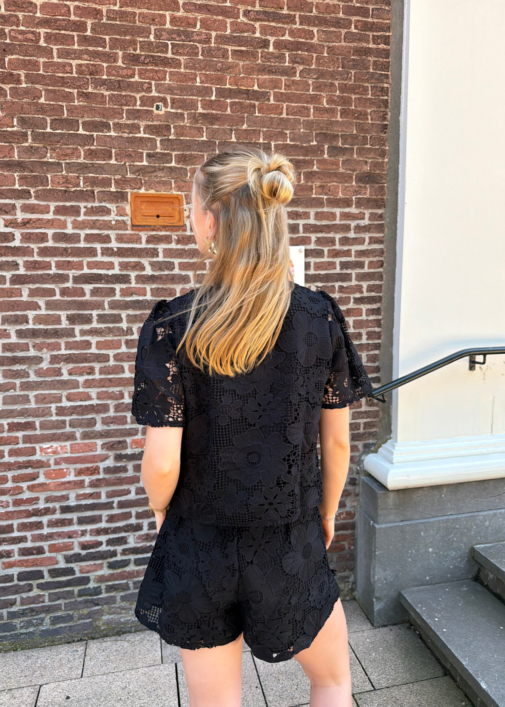 Flo Boutique Top Bliss Black