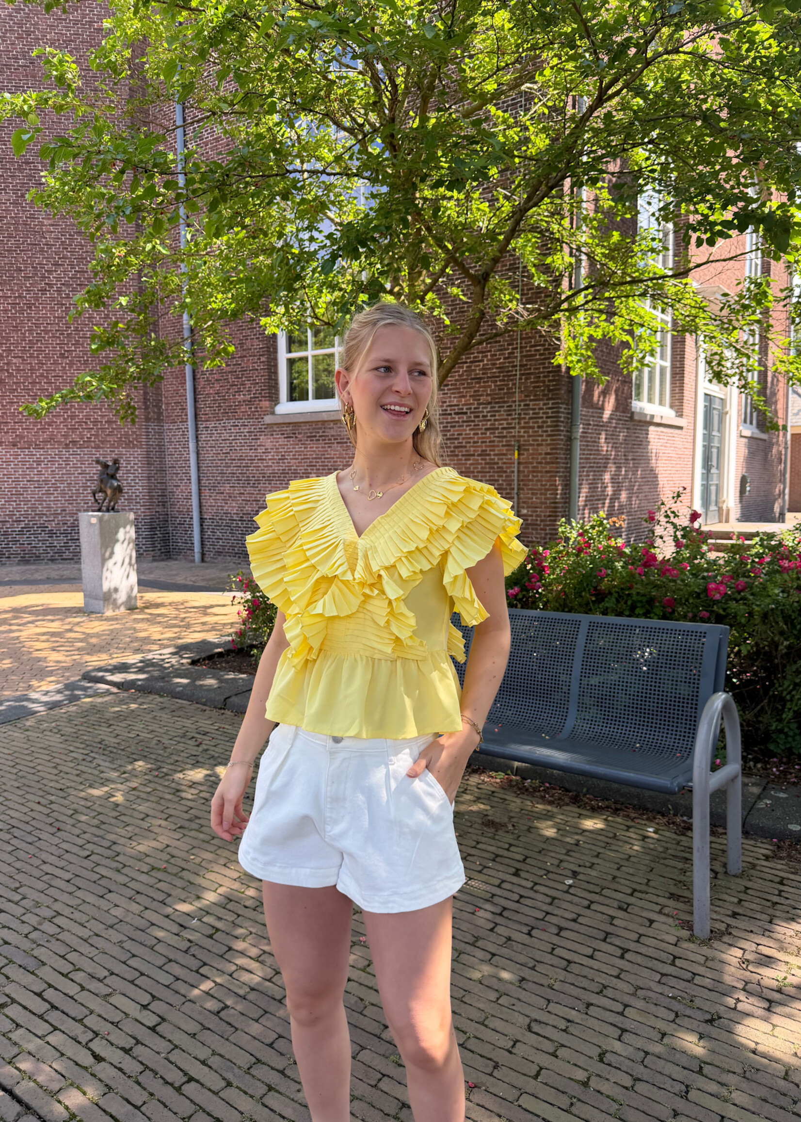Flo Boutique Top Yara Yellow