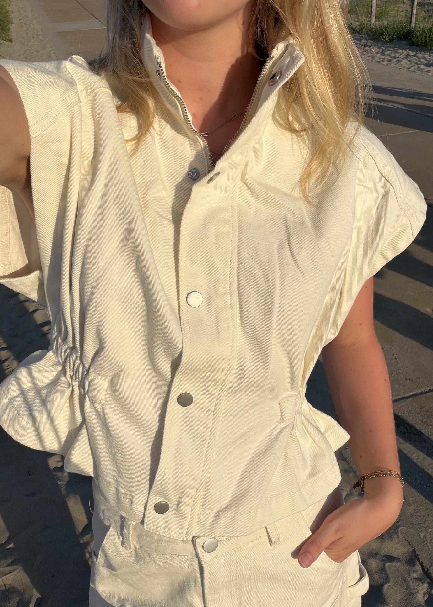 Flo Boutique Denim Top Leva Off-White
