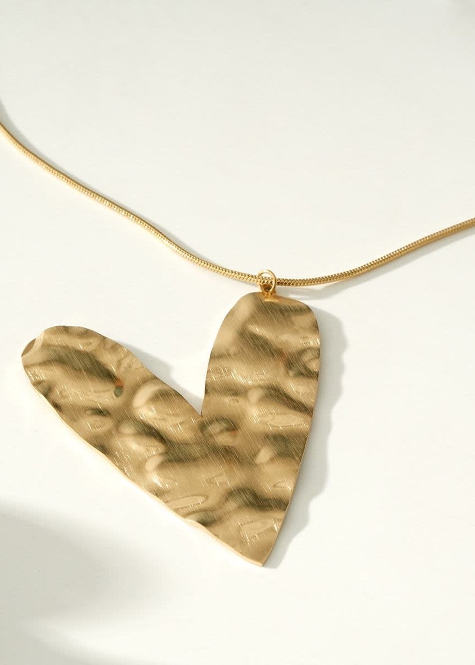 Flo Boutique Long Necklace Big Heart