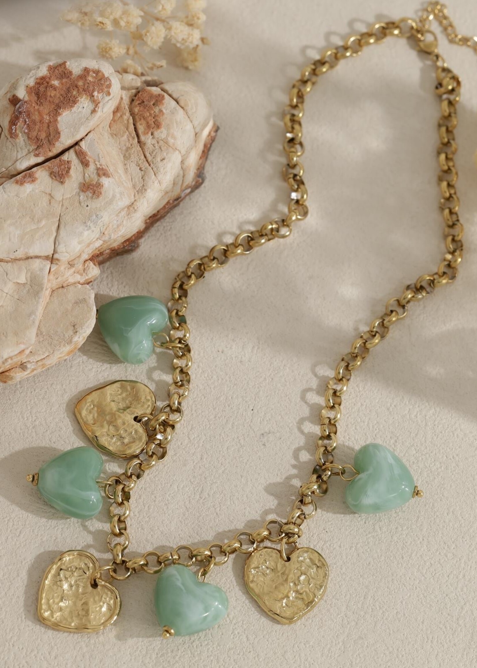 Flo Boutique Ketting Coloured Hearts