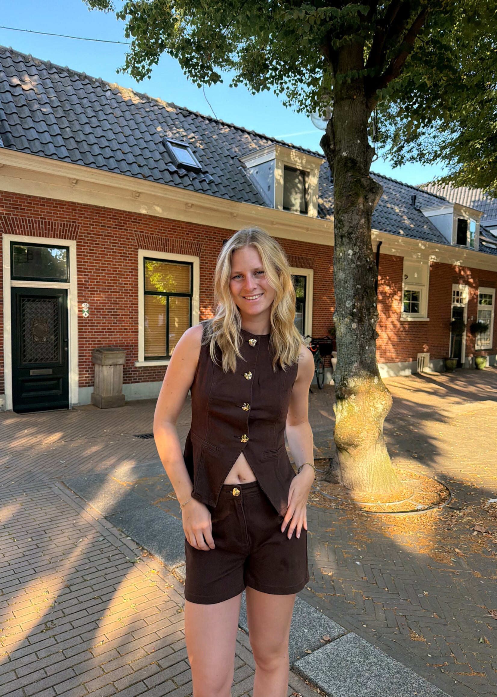 Flo Boutique Top Izzy Brown