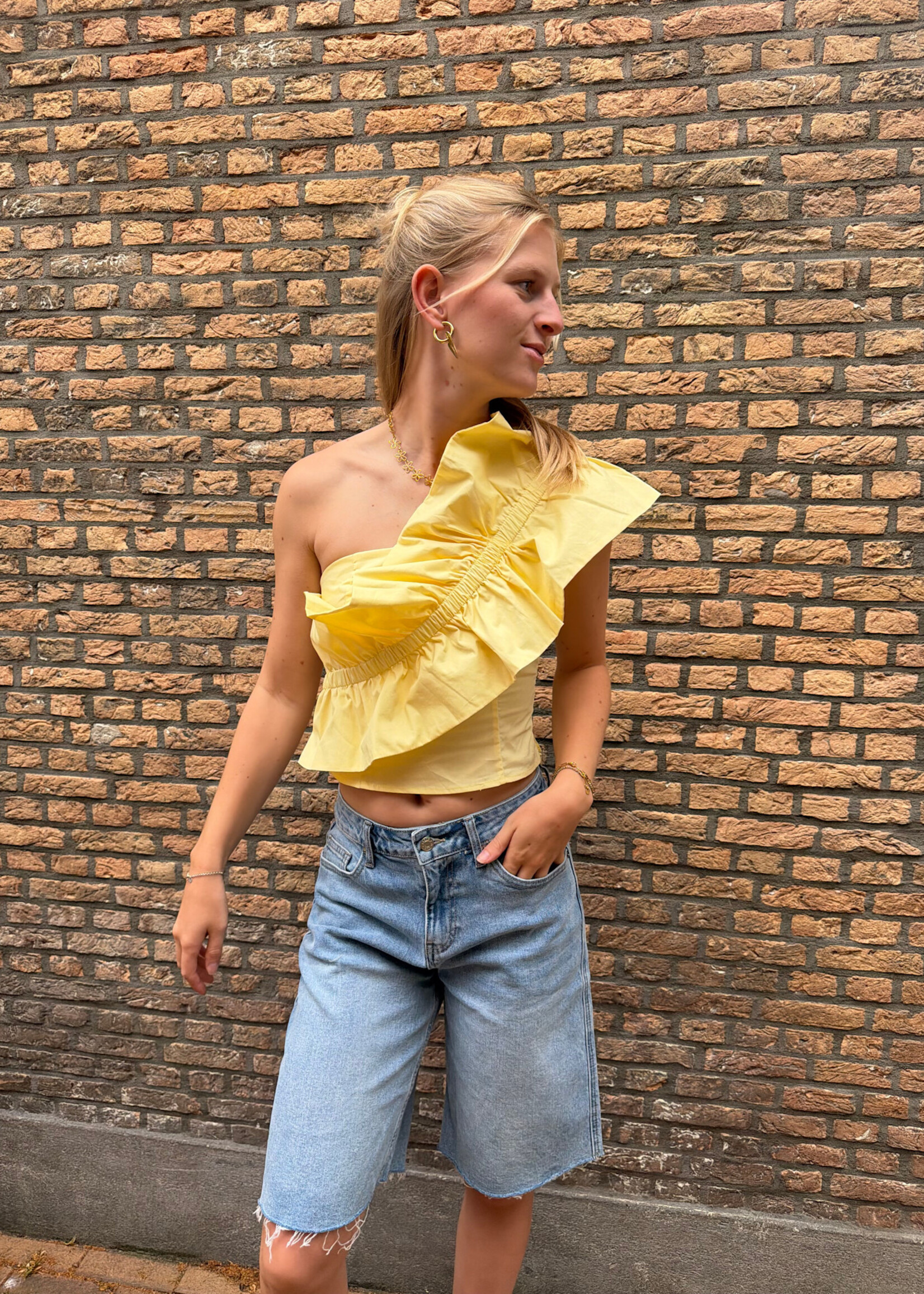 Flo Boutique Top Ruby Yellow