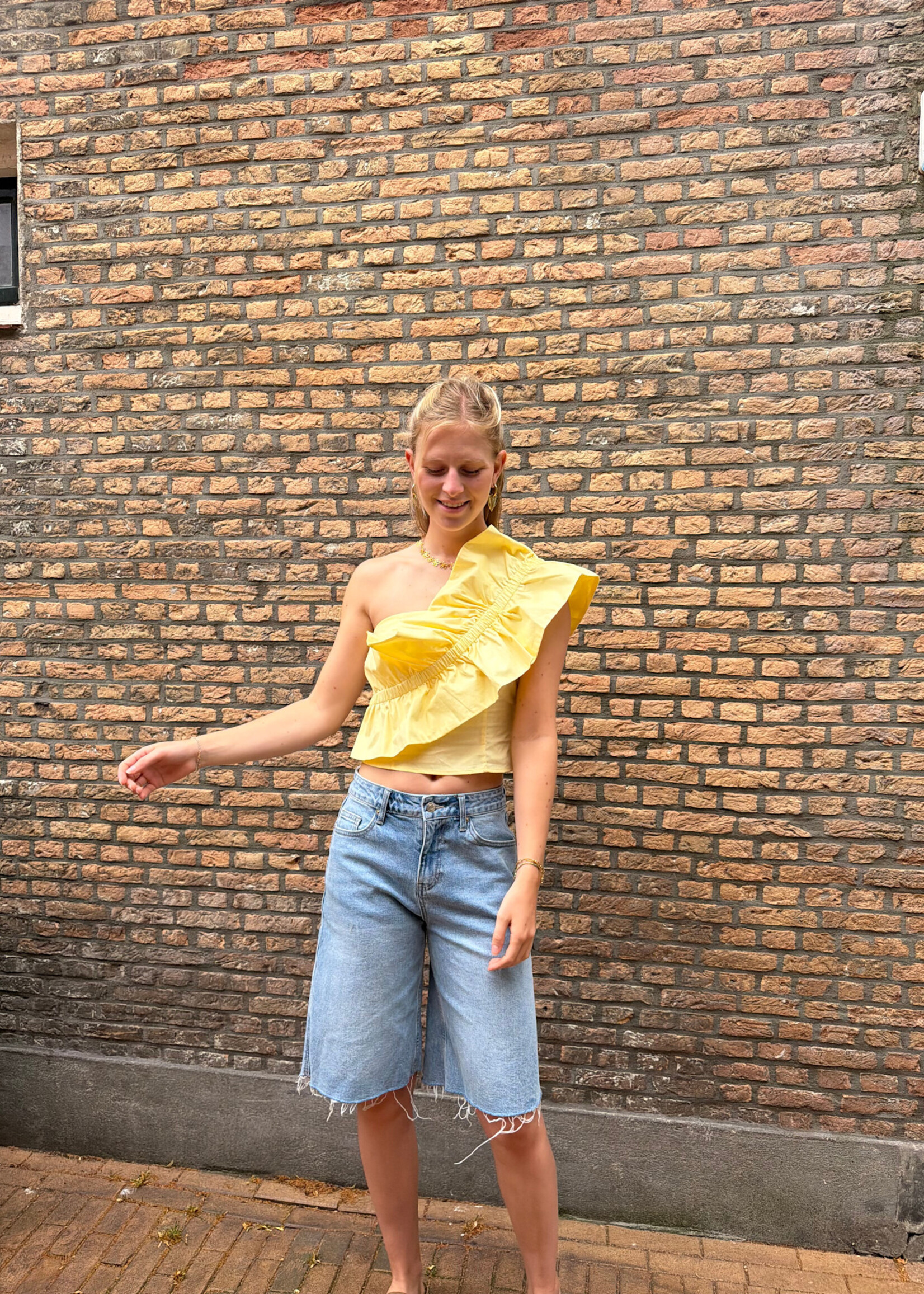 Flo Boutique Top Ruby Yellow