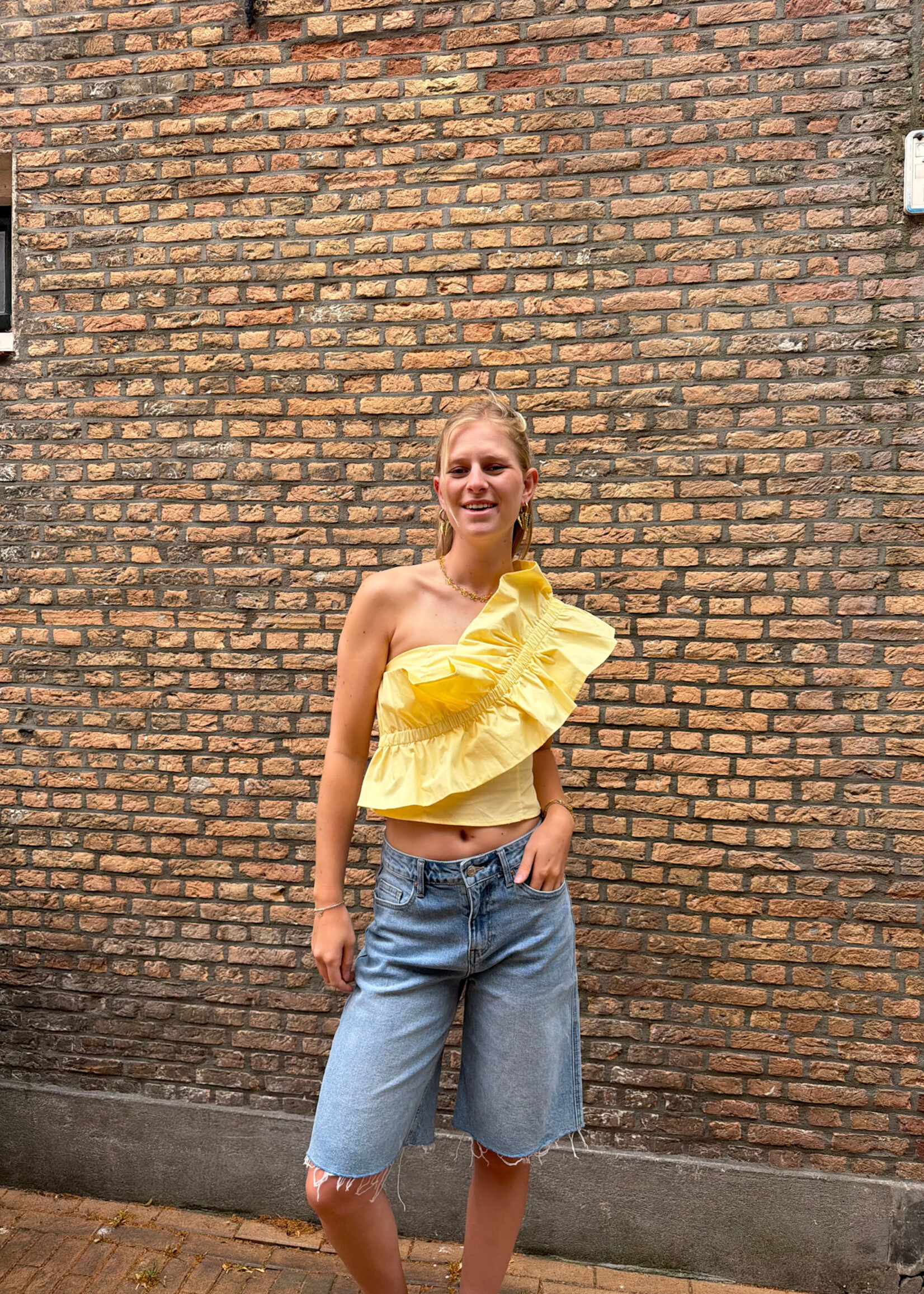 Flo Boutique Top Ruby Yellow