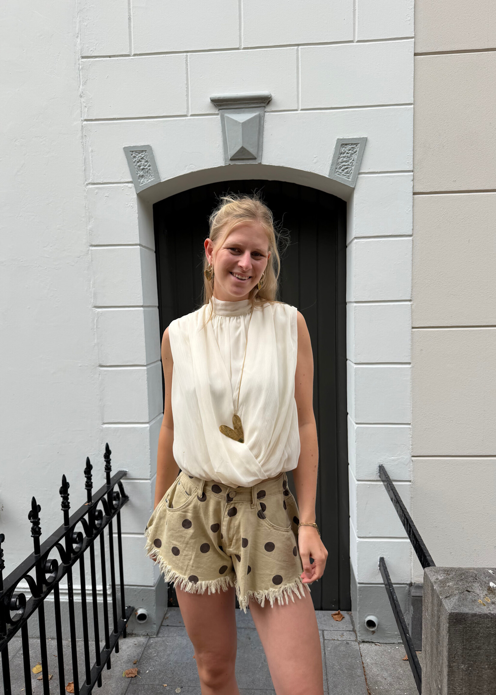 Flo Boutique Top Juna Beige