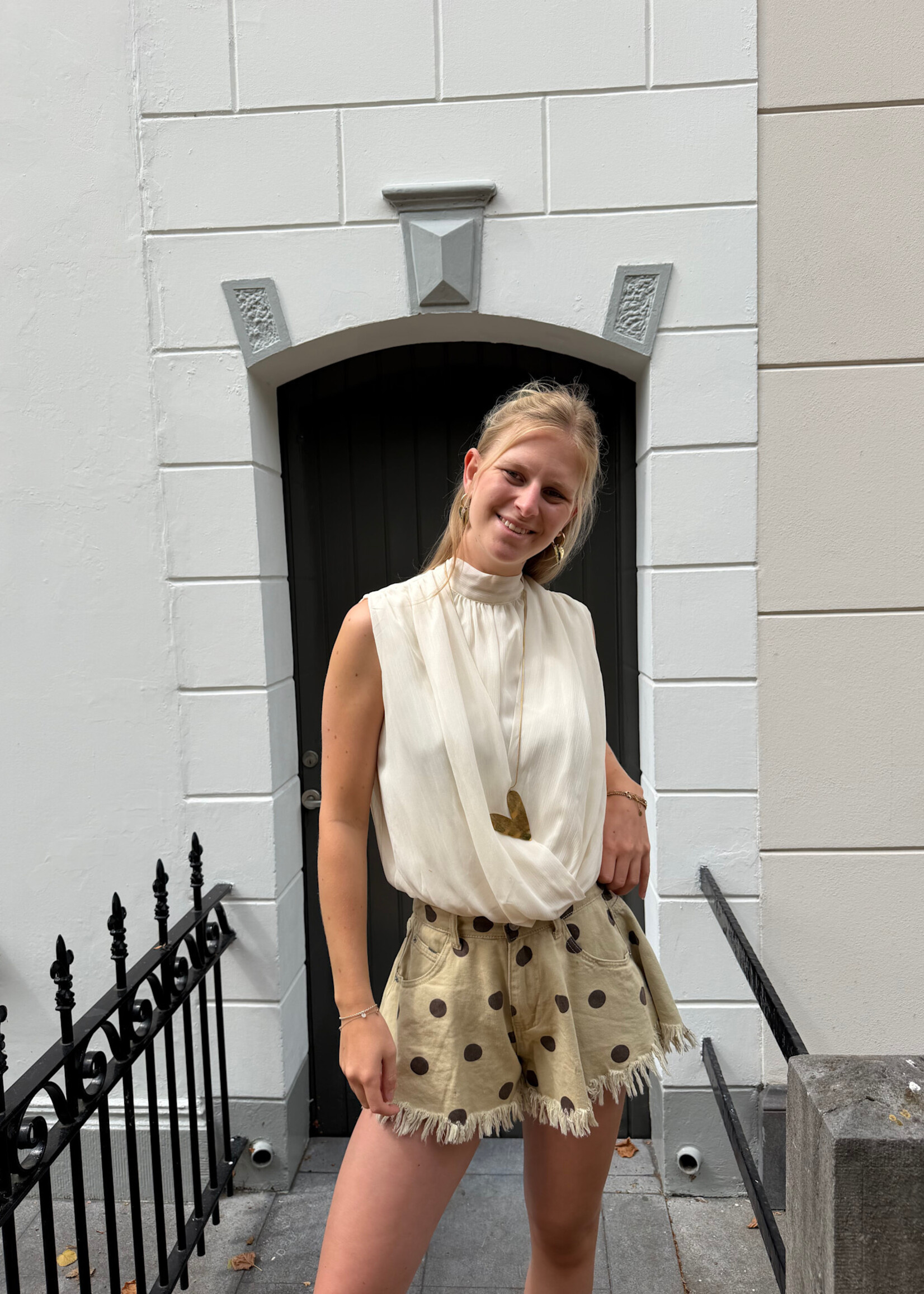 Flo Boutique Top Juna Beige