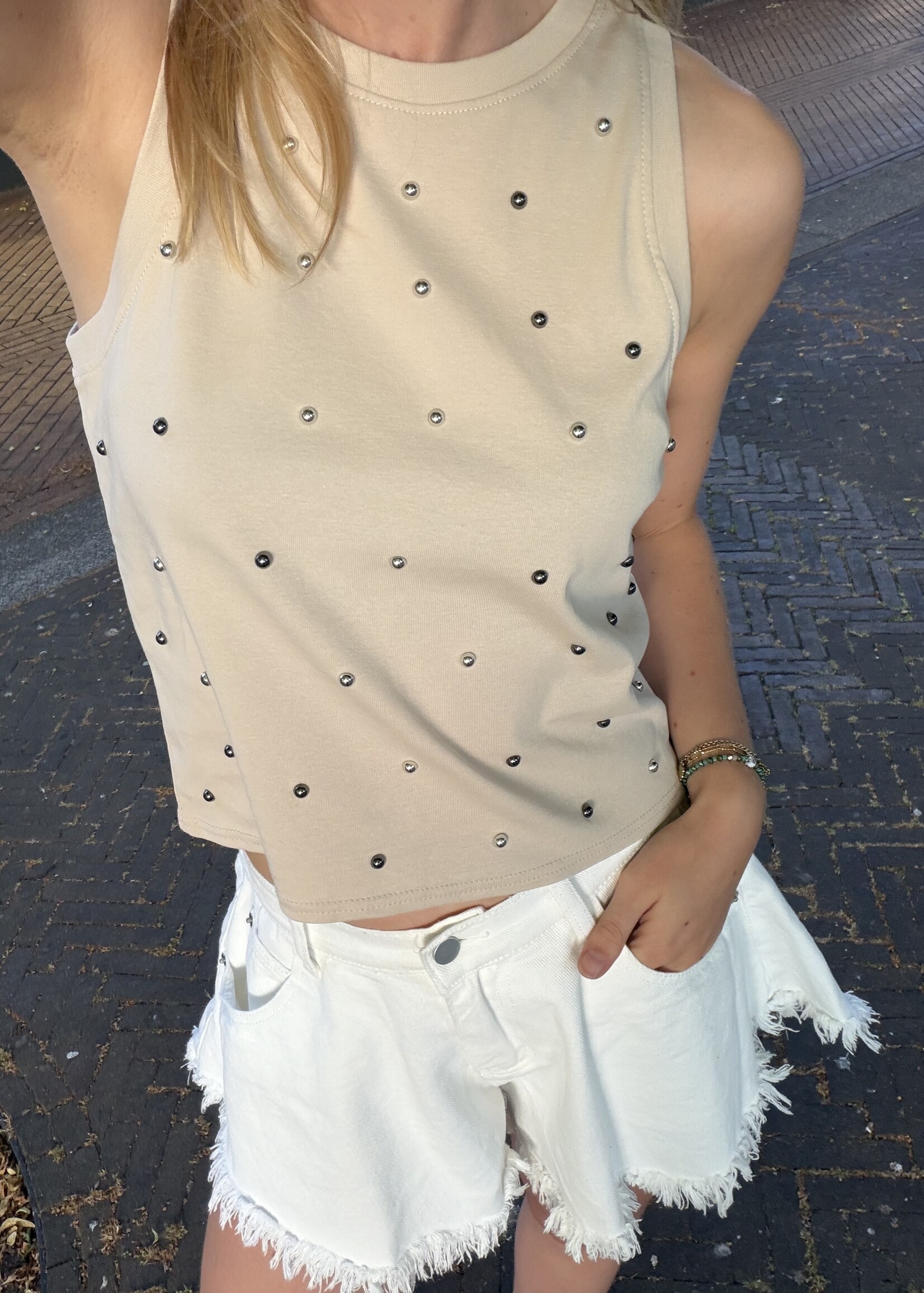 Flo Boutique Tanktop Jamie Studs Beige