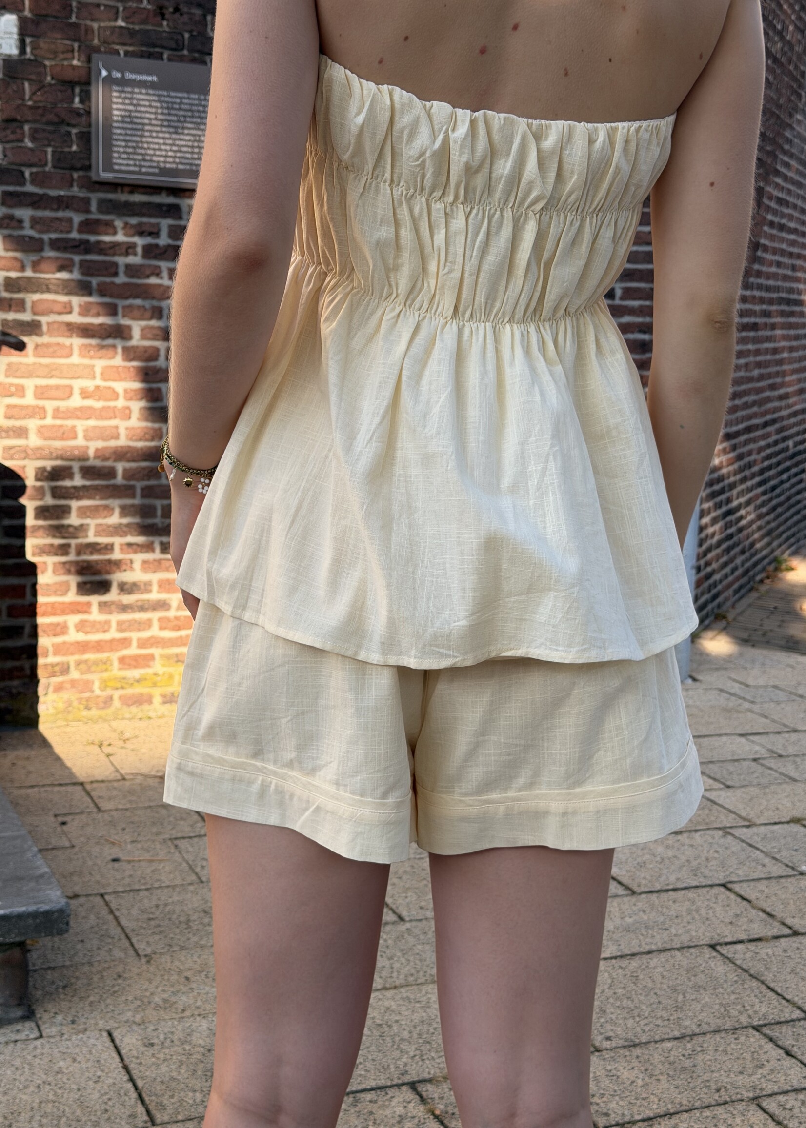 Flo Boutique Short Ylva Yellow
