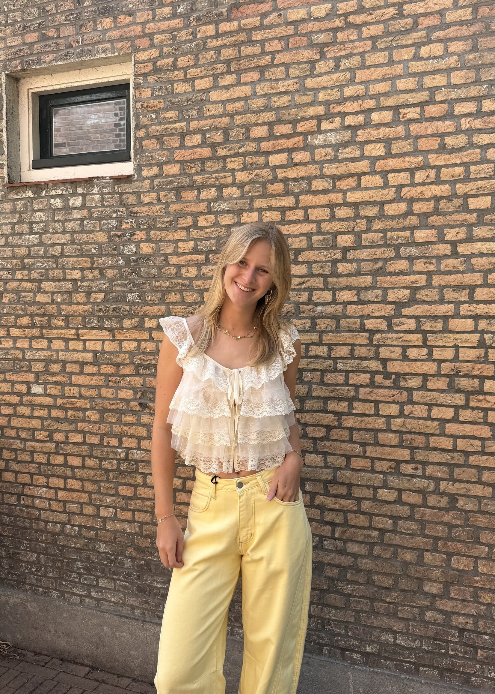 Flo Boutique Top Jilly Lace Beige