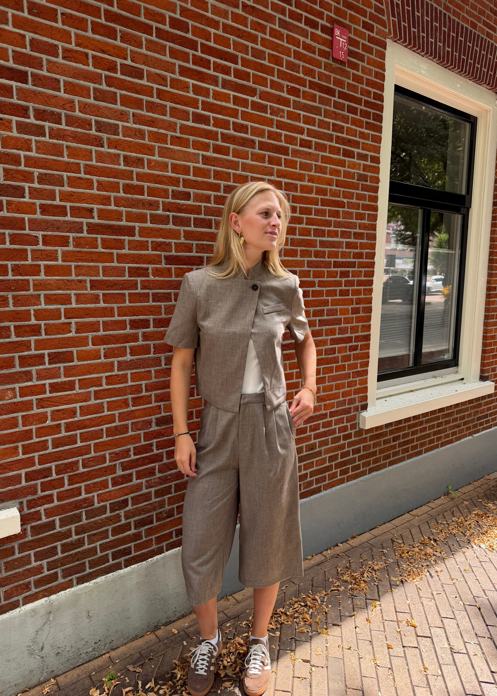 Flo Boutique Blazer Josie Taupe