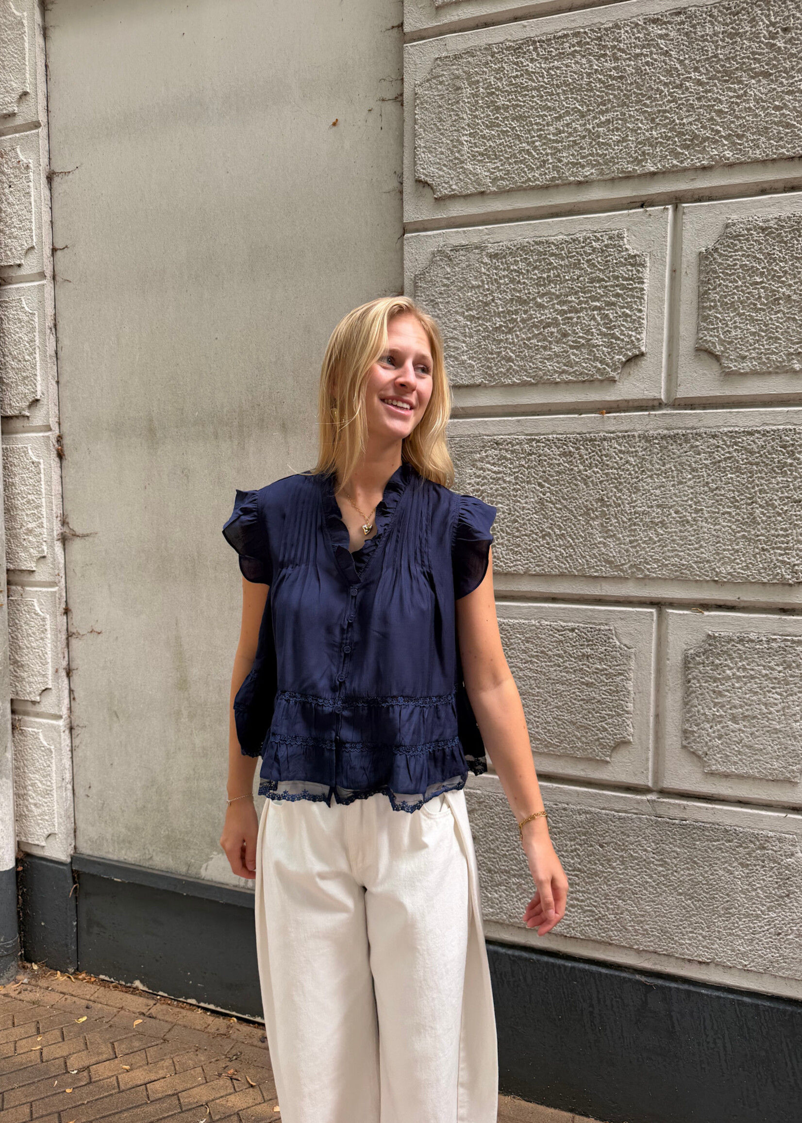 Flo Boutique Top Nila Navy