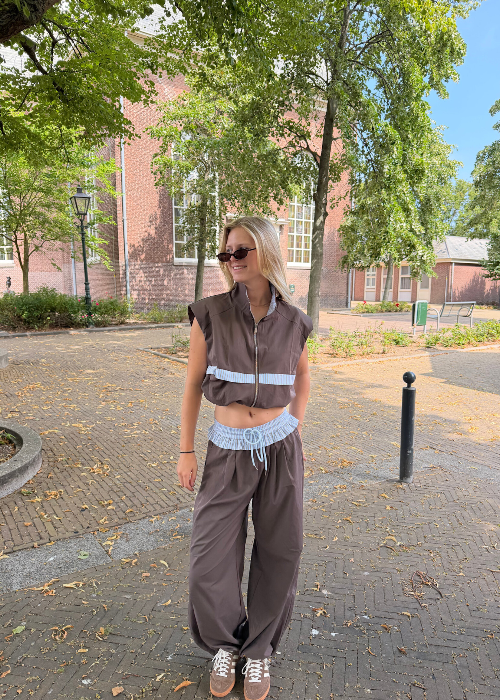 Flo Boutique Gilet Jet Brown