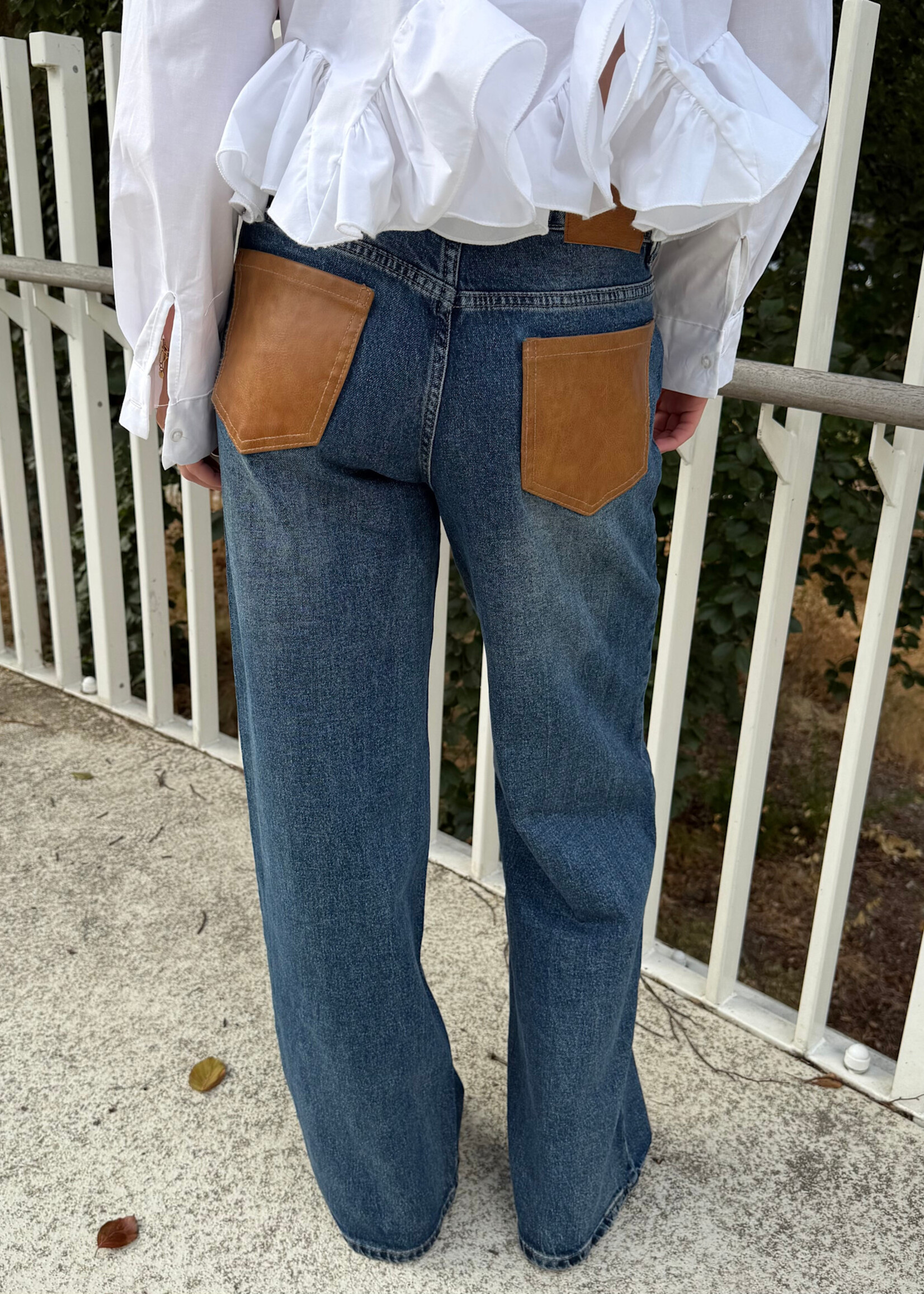 Flo Boutique Wide Leg Jeans Jager Mid-Blue