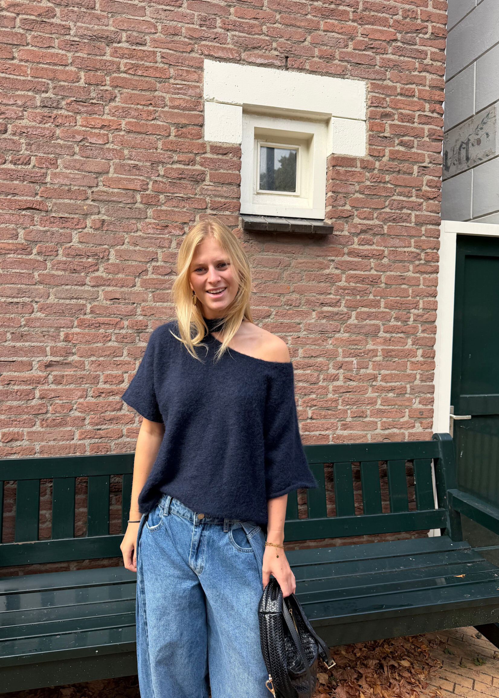 Flo Boutique Top Dalia Navy