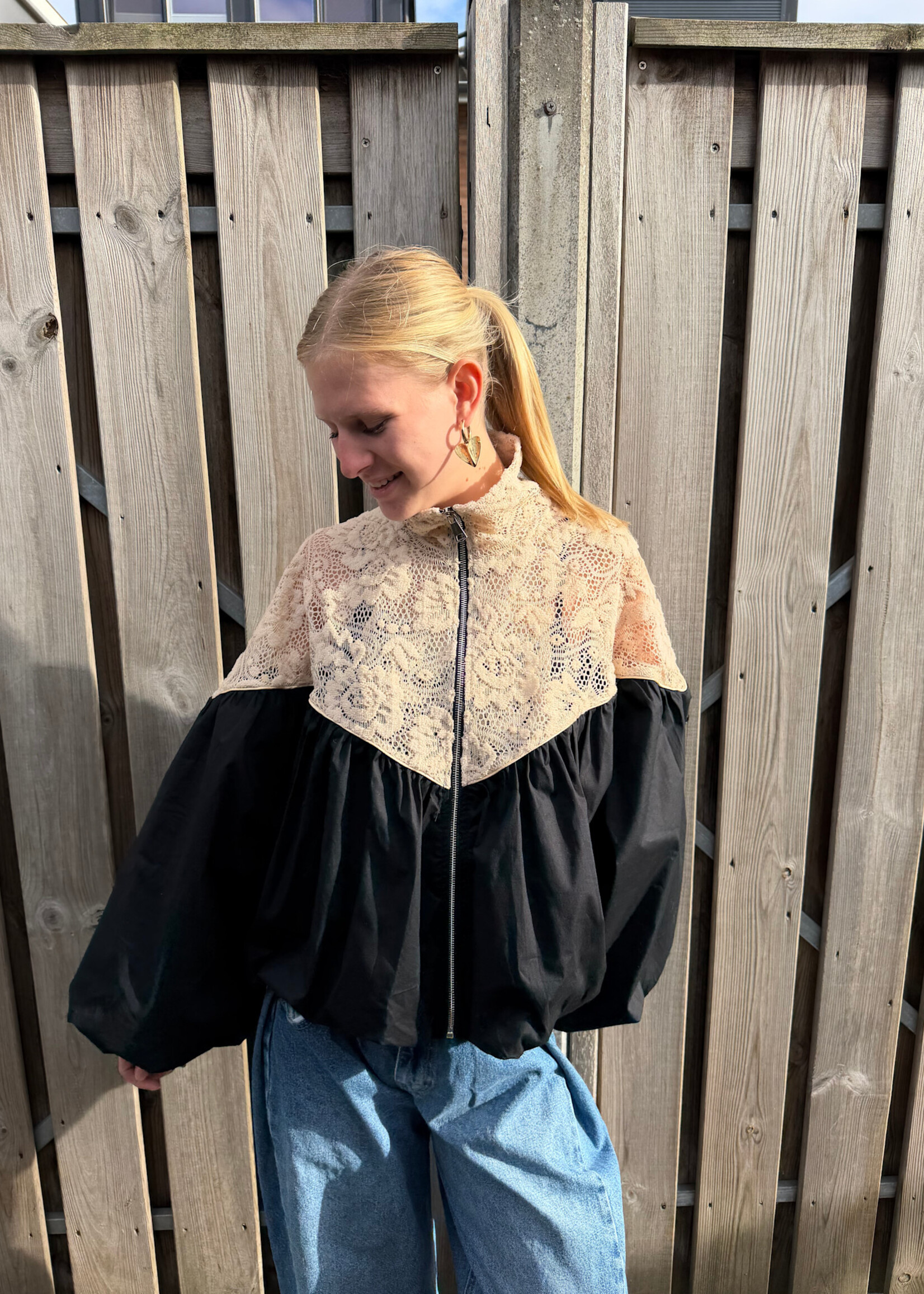 Flo Boutique Balloon Jacket Rive Crochet Black