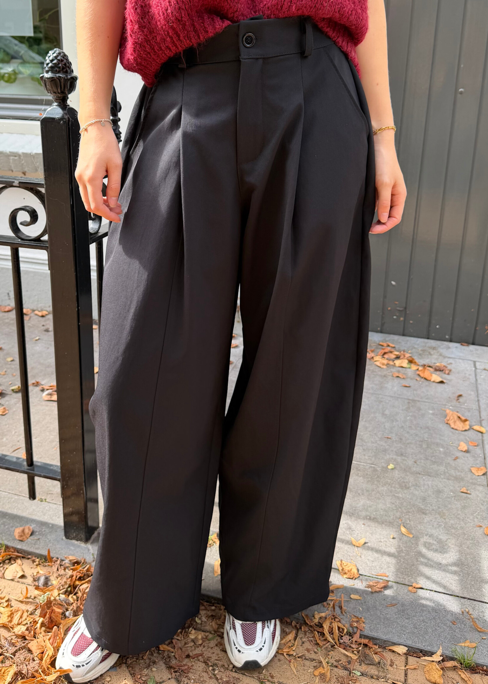 Flo Boutique Balloon Pants Marlien Black