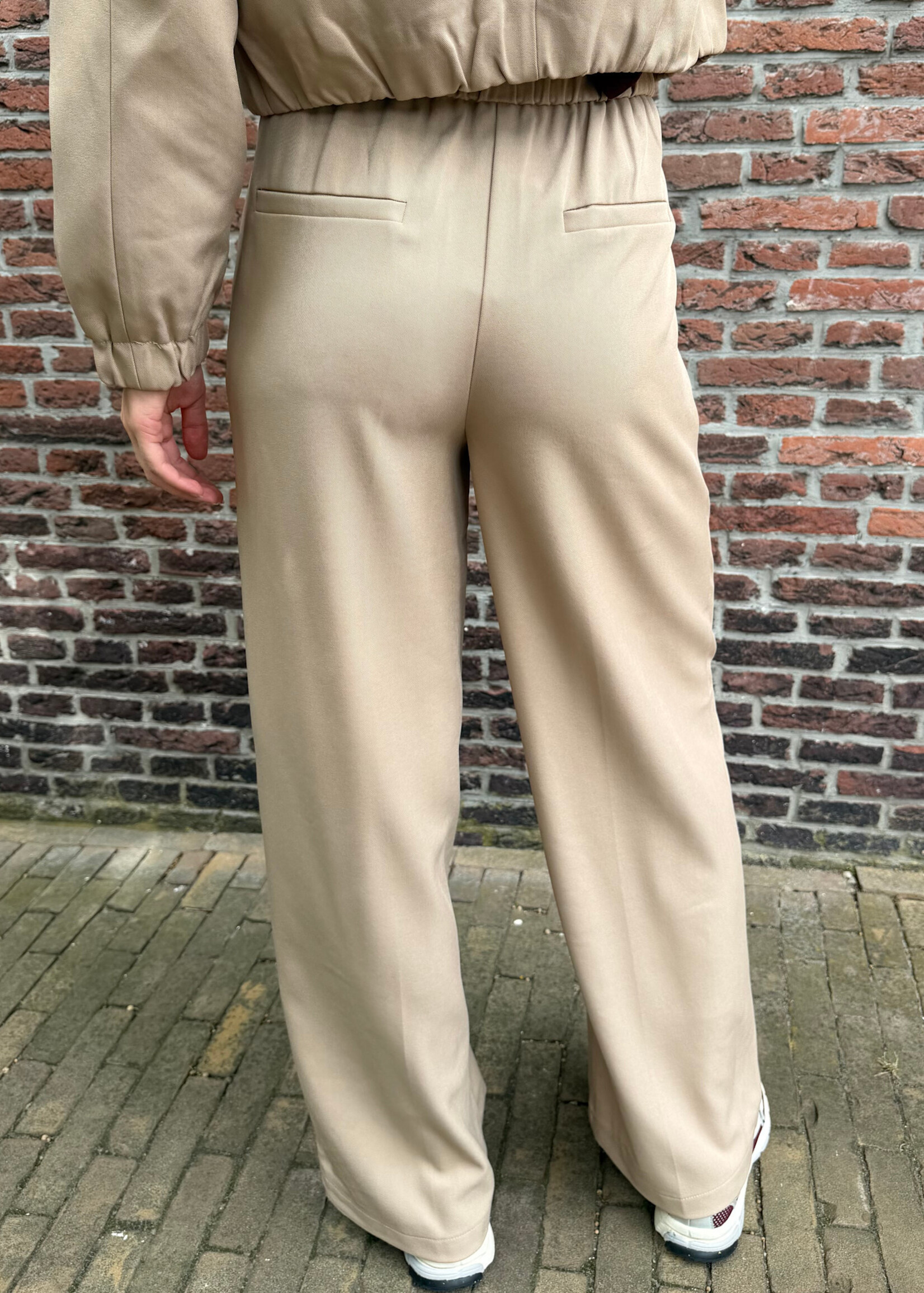 Flo Boutique Broek Veerle Tan