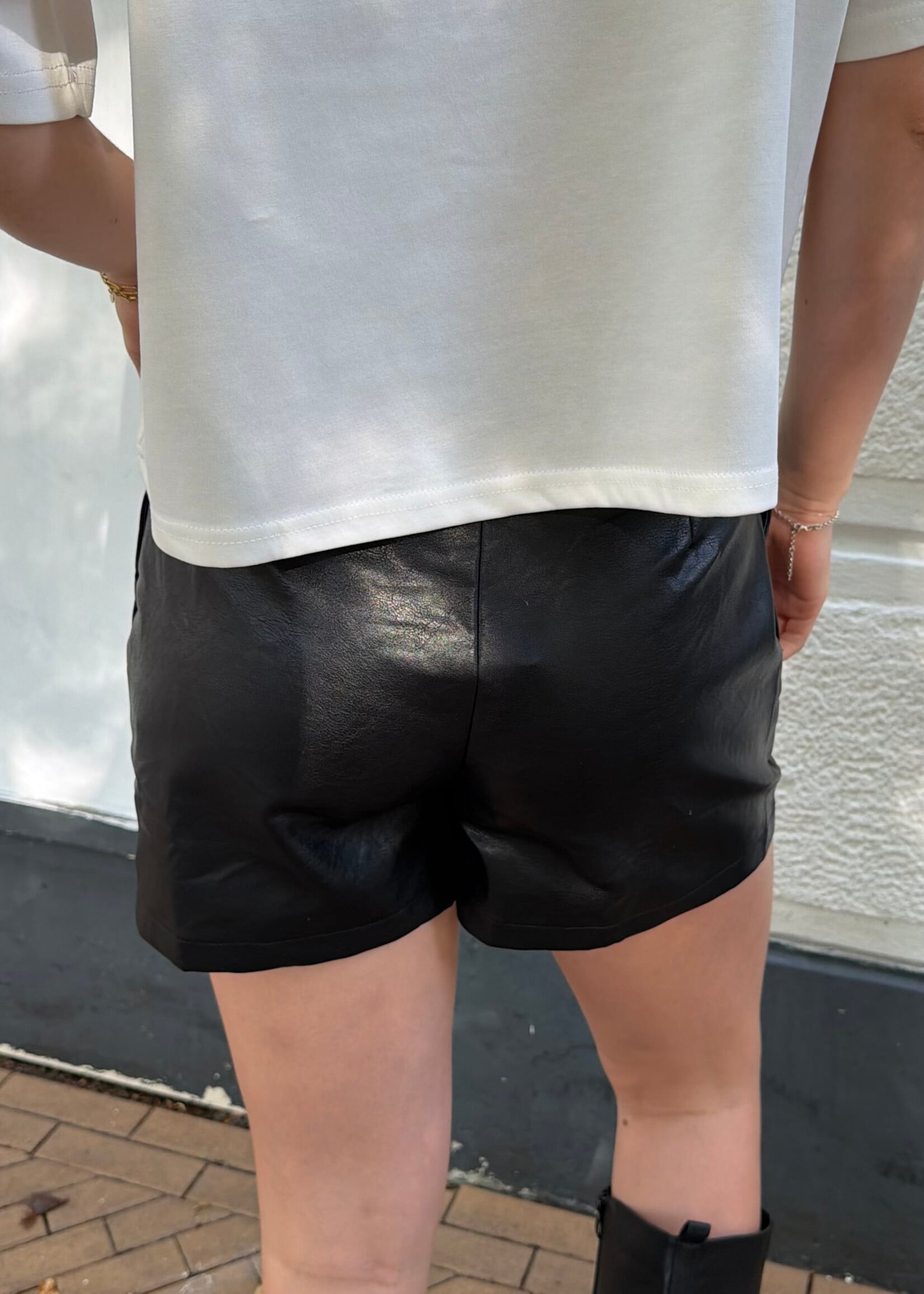 Flo Boutique Short Lova Black