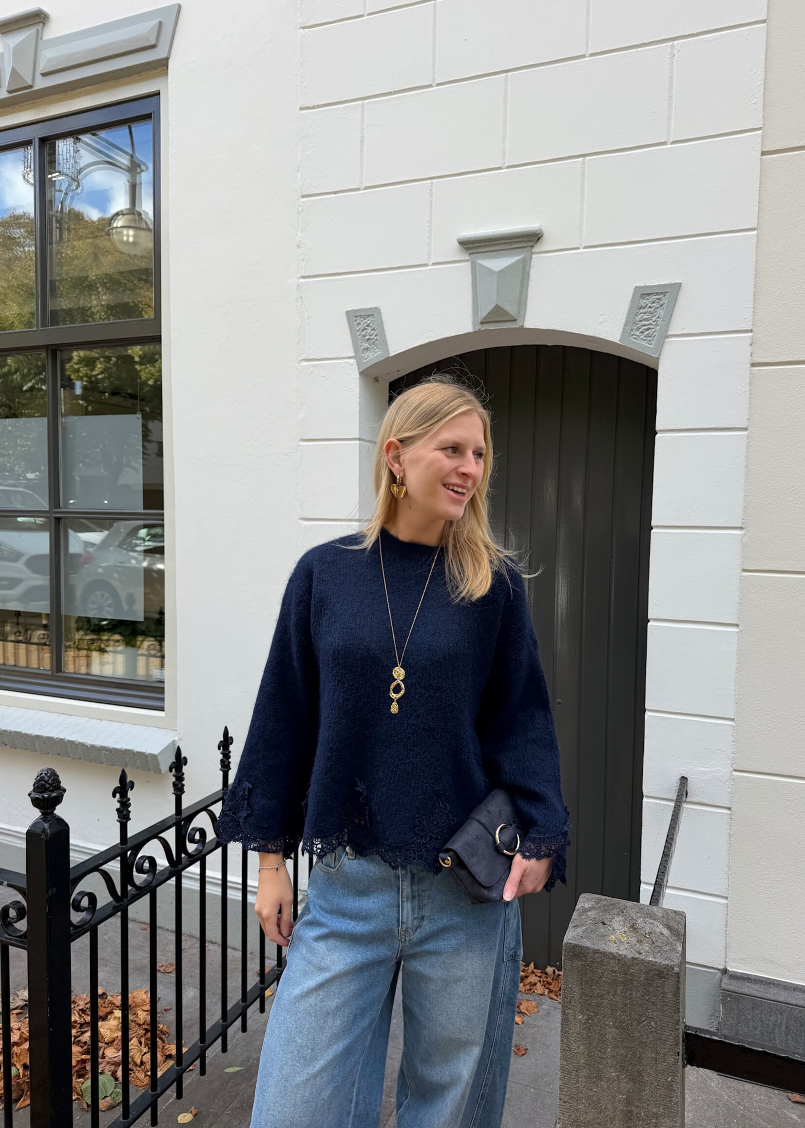 Flo Boutique Trui Lucia Lace Navy