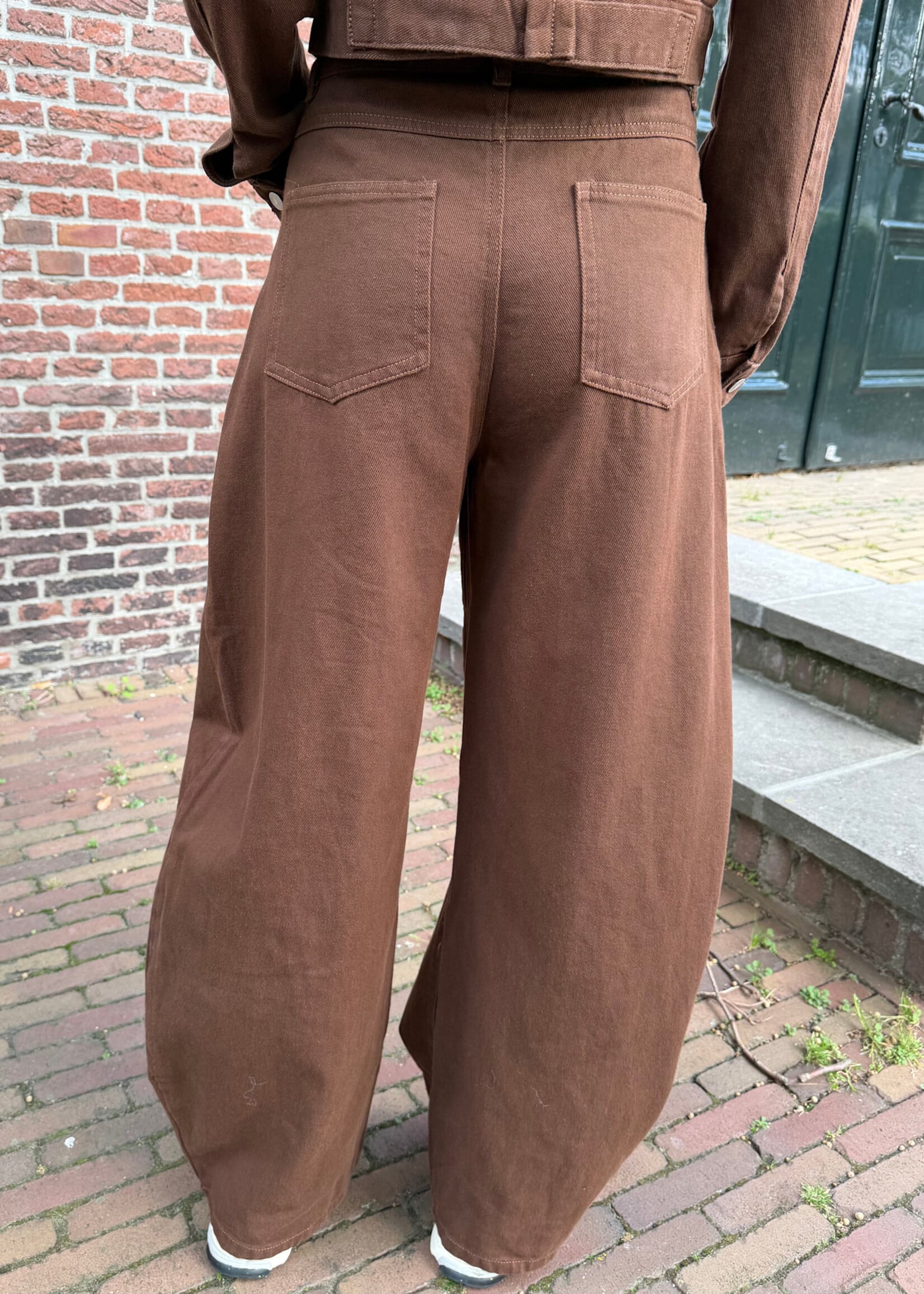 Flo Boutique Balloon Jeans Noa Brown