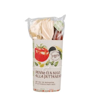 pastakit - met tomatensaus van olijven -ansovis - kappertjes Puttanesca