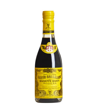 Giuseppe Giusti aceto balsamico di Modena  I.G.P.  15  jaar gerijpt, 4 medailles