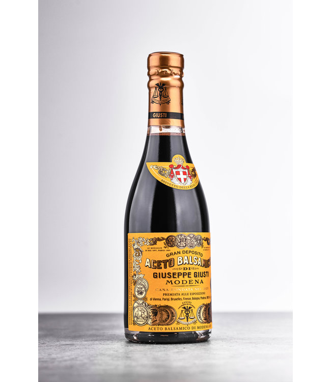 Giuseppe Giusti Aceto balsamico di Modena  I.G.P.  15  jaar gerijpt, 4 medailles