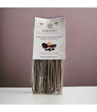 Umami Tagliolini met zwarte knoflook