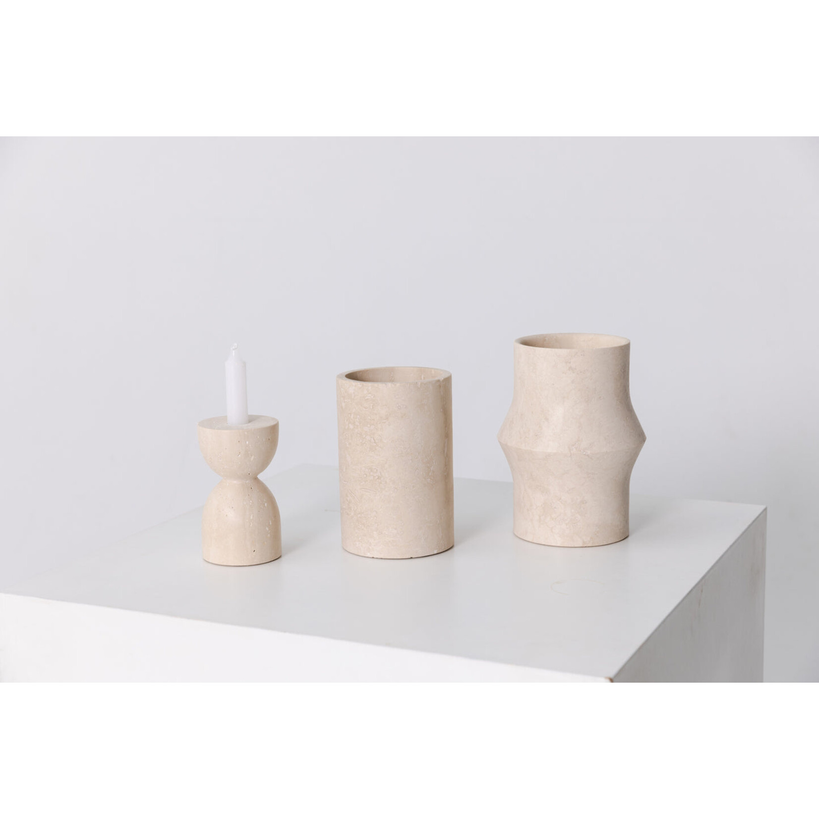 Mooisa Mooisa Travertine Design Candle Holder Ø8x14cm