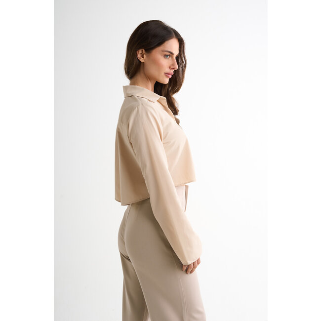 AMOZA-mania cropped essential blouse