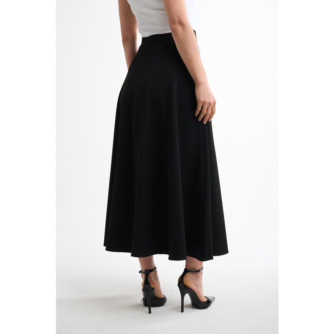 Miss AMOZA pleated essential skirt