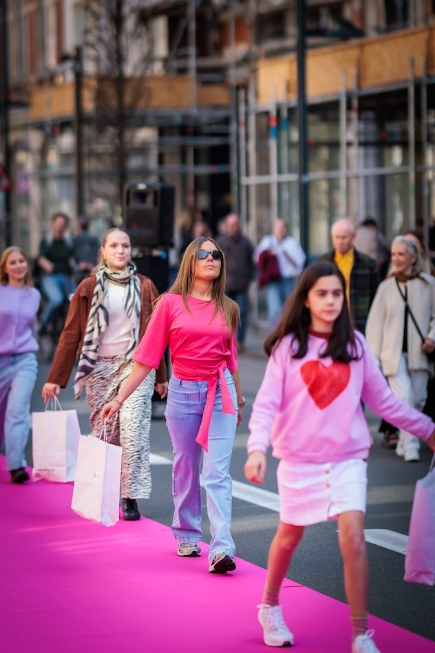 Een geslaagde lenteshopping & een druk dansseizoen