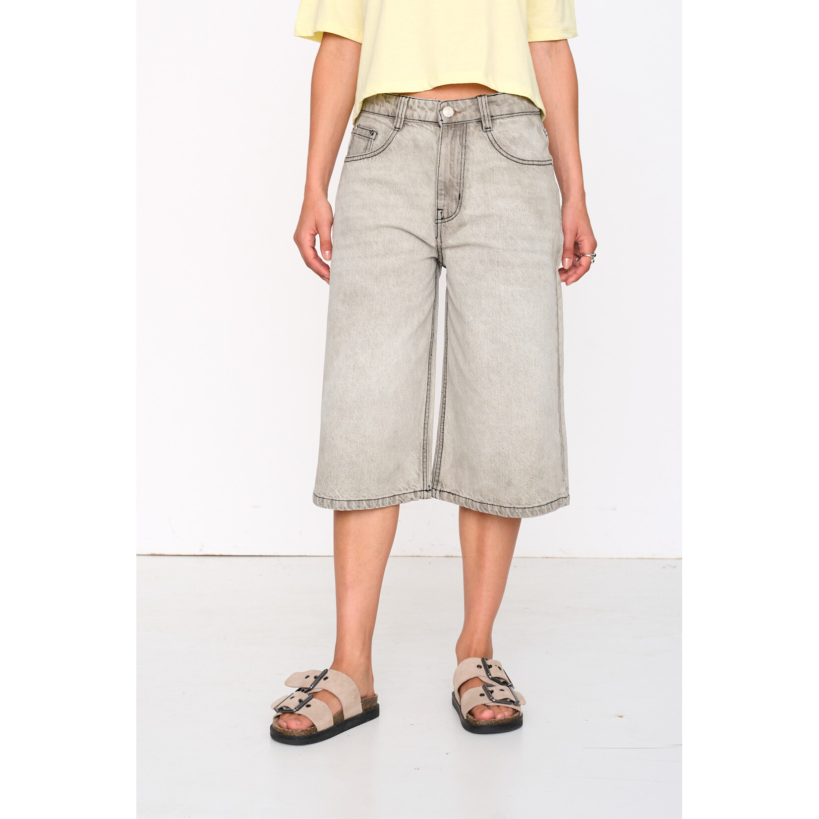 24Colours Bermuda jeans