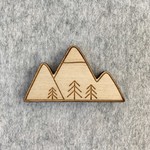 Les petites hirondelles Les petites hirondelles – pin's – montagne bois