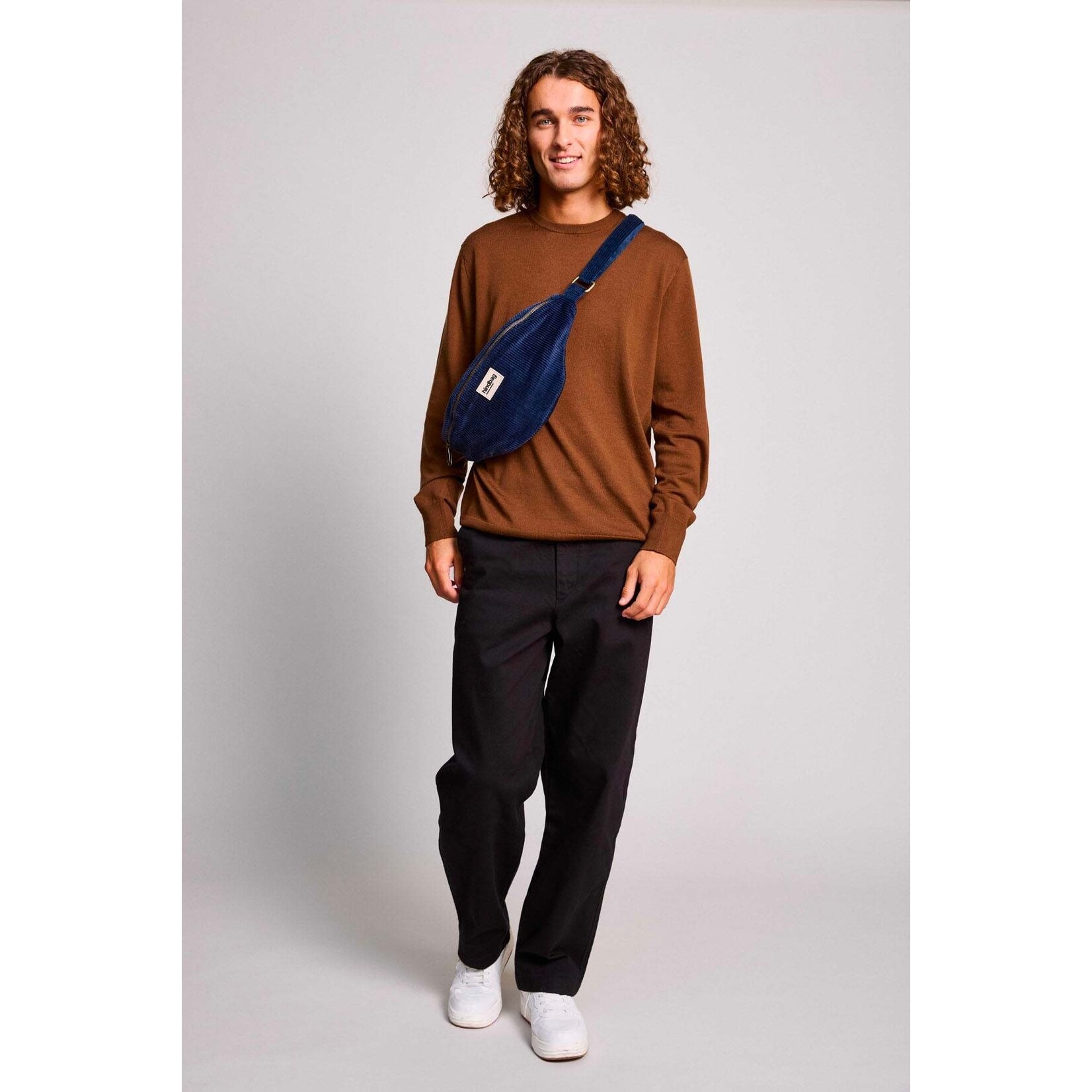 Hindbag Hindbag - sac banane Sasha L - velours marine