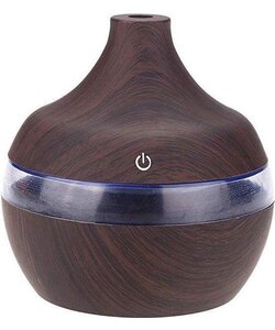 Igoods Aroma Cool Mist Diffuser 150ml | Ultrasone Vernevelaar | Etherische Olie Verstuiver | Aromadiffuser | Bevochtiger | Air/Lucht | Aroma Therapie | Verdamper | Geur Verspreider | Luchtbevochtiger | Sfeervolle LED Verlichting | Hout Look