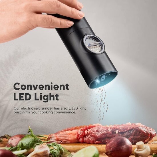 Igoods Igoods Peper- en Zoutmolens - Kruidenmolen - Peper- en Zoutstellen - Pepermolen - USB-C - Incl Standaard - Zwart - 2 Stuks