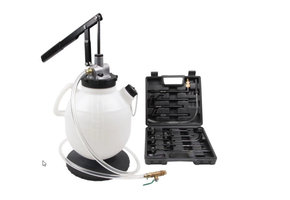 TM Profi DSG Getriebefüllpumpe 7,5 Liter mit 15-teiligem Adaptersatz