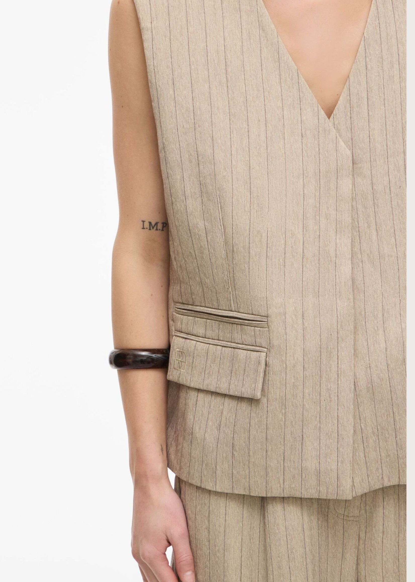 The Rouge Edit Rousaga Oversized Waistcoat, Feather Gray Melange