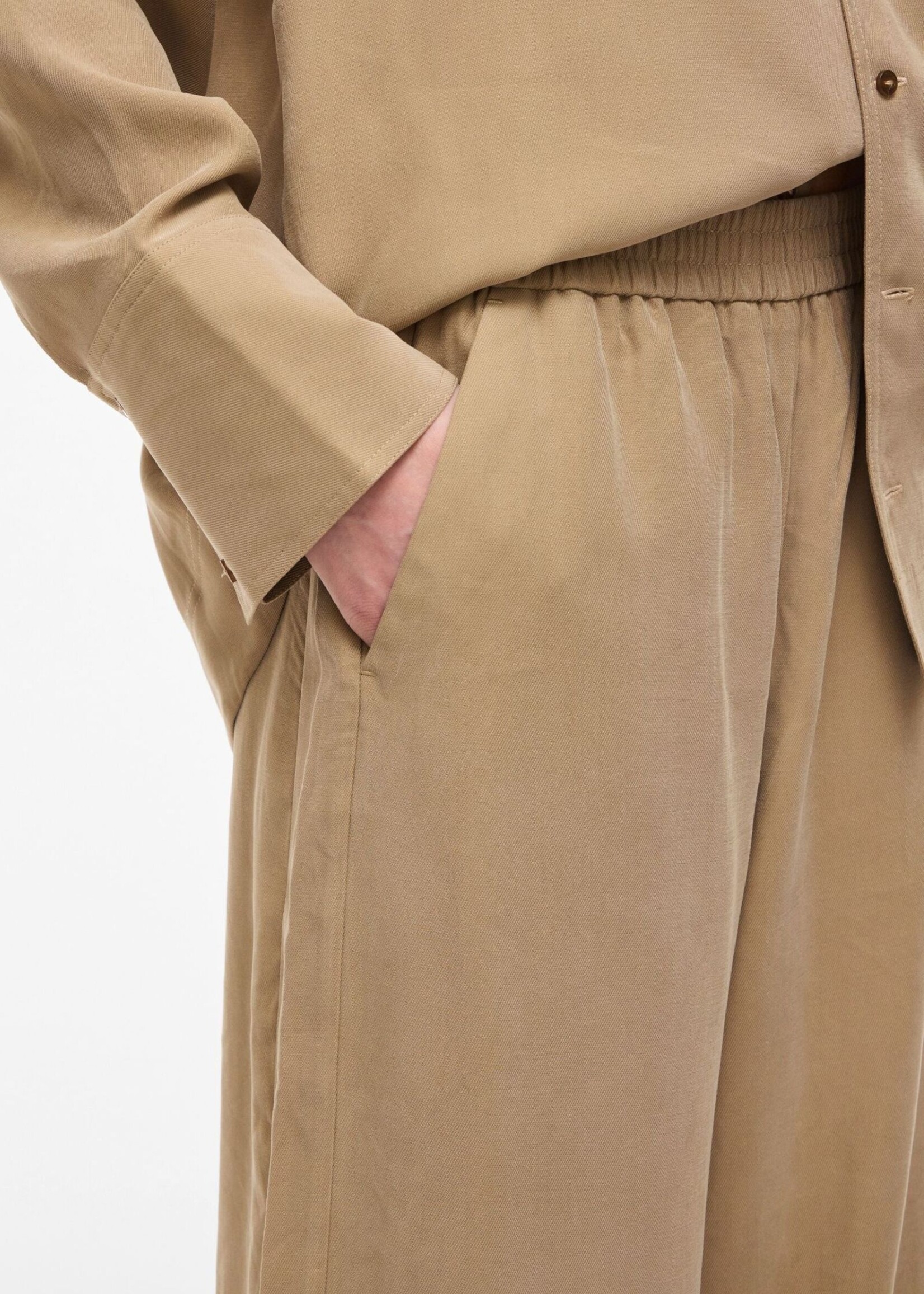 The Rouge Edit Roumelia Trousers, Petrified Oak